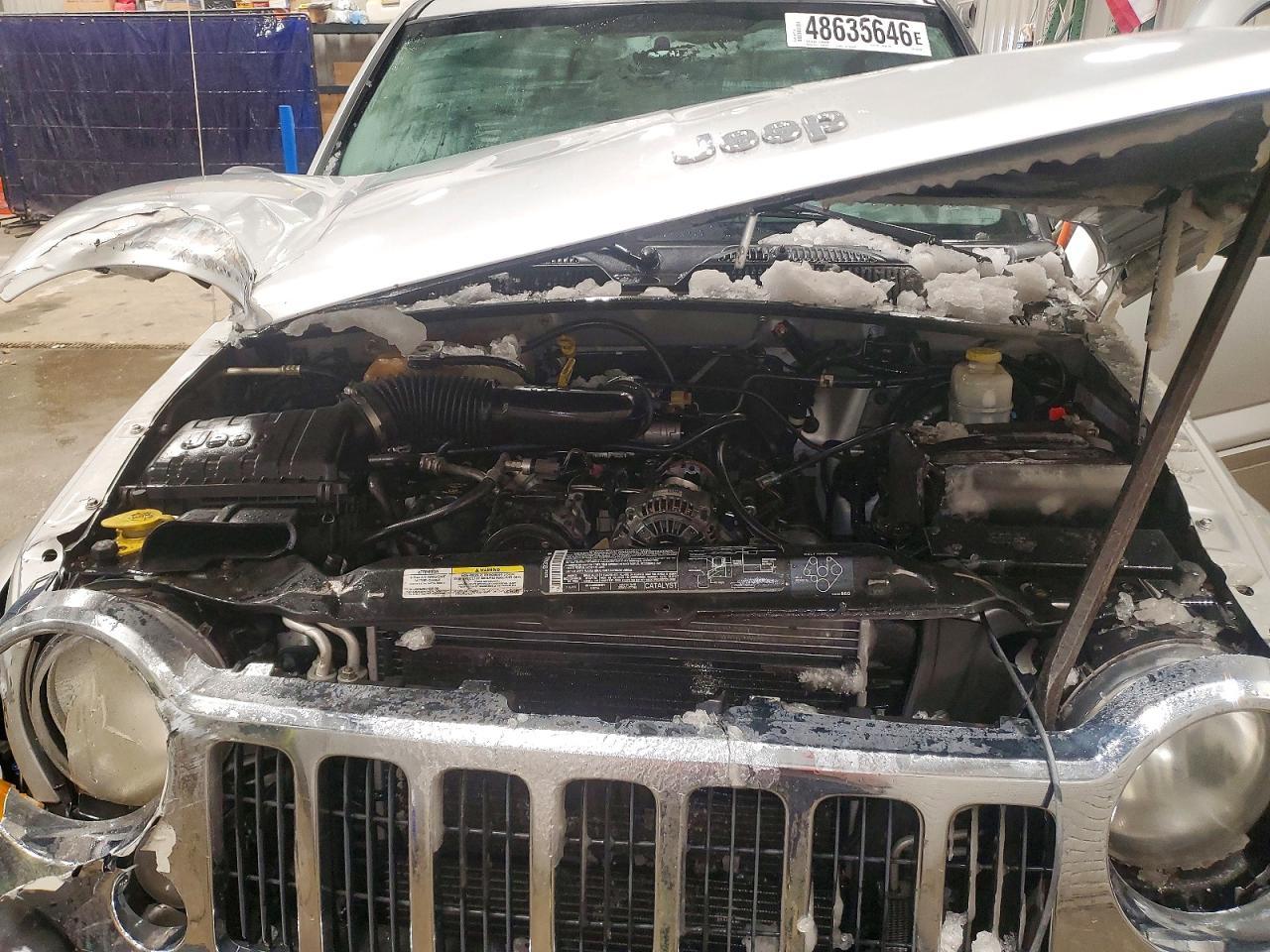 2005 JEEP Liberty