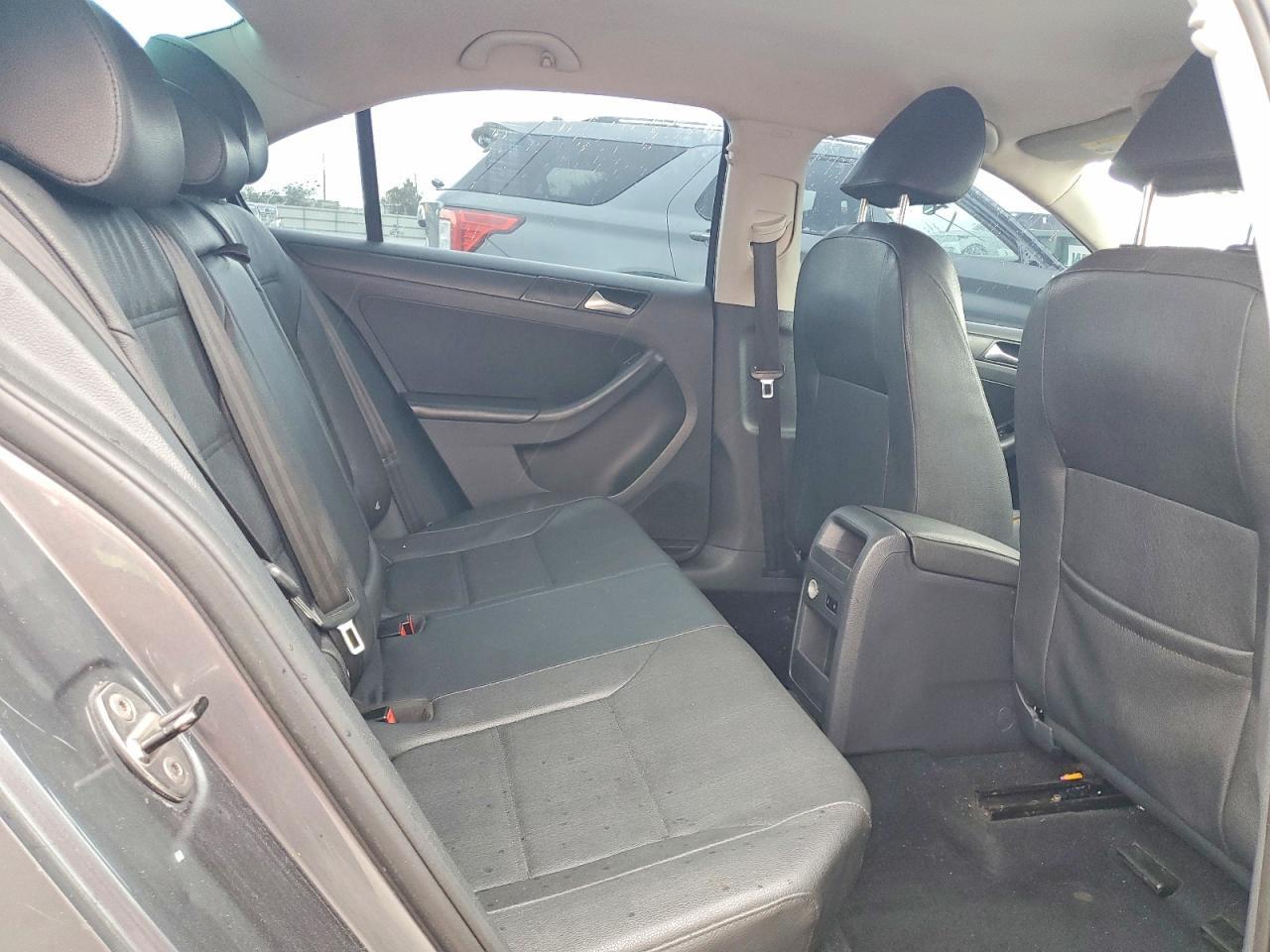 2012 VOLKSWAGEN JETTA