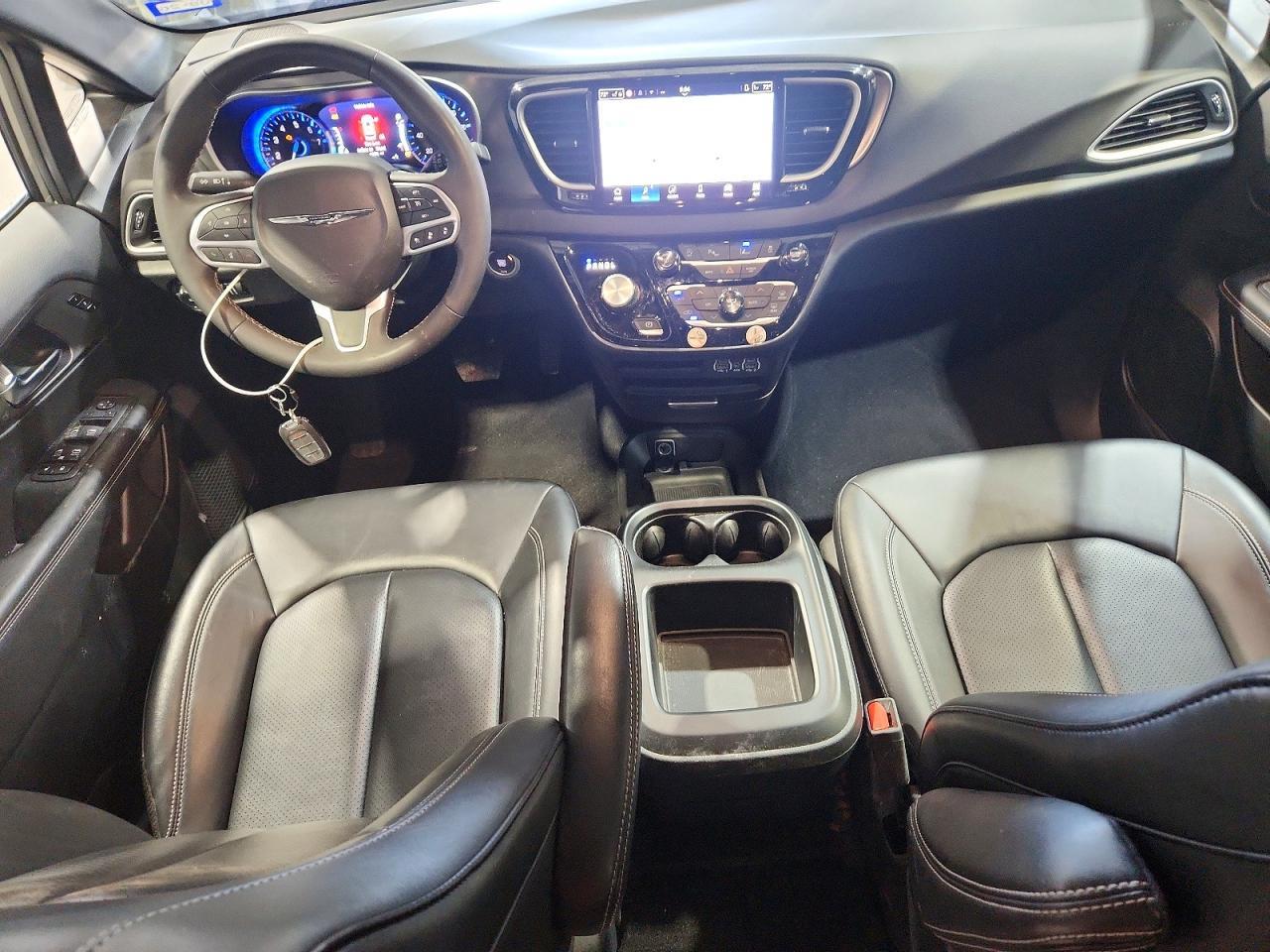 2025 CHRYSLER Pacifica