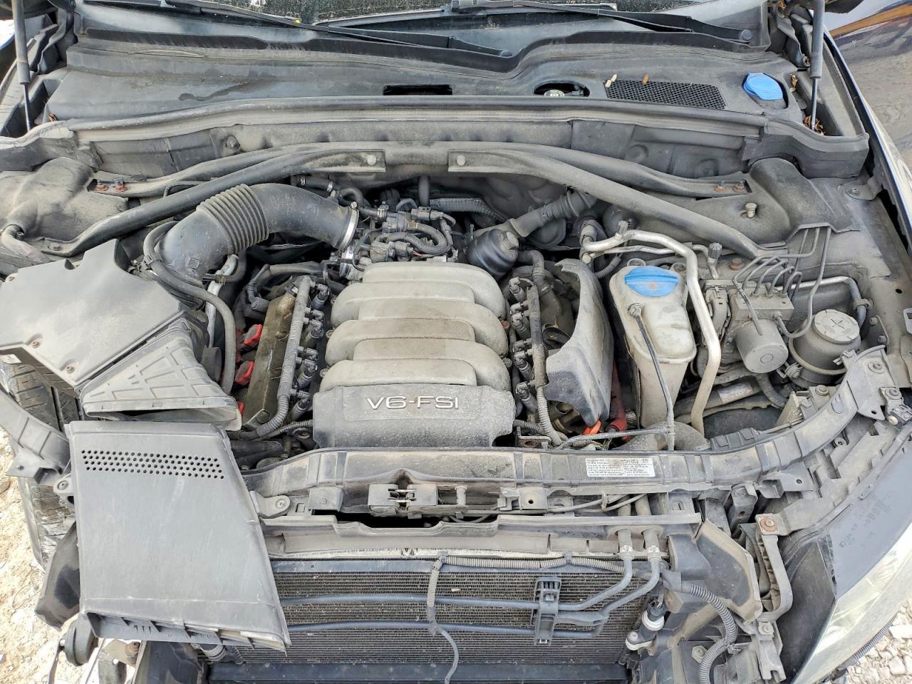 2010 AUDI Q5