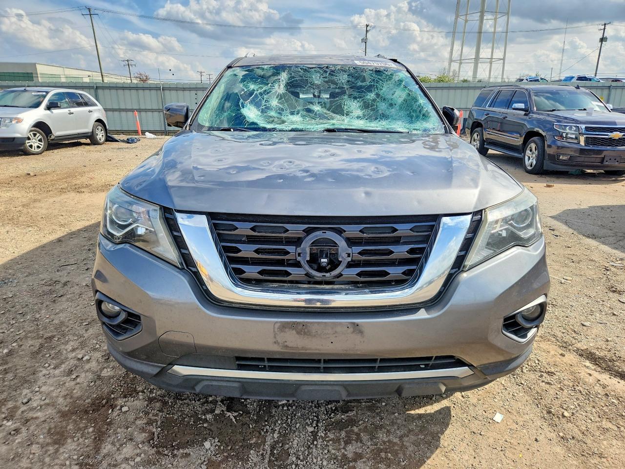 2017 NISSAN PATHFINDER