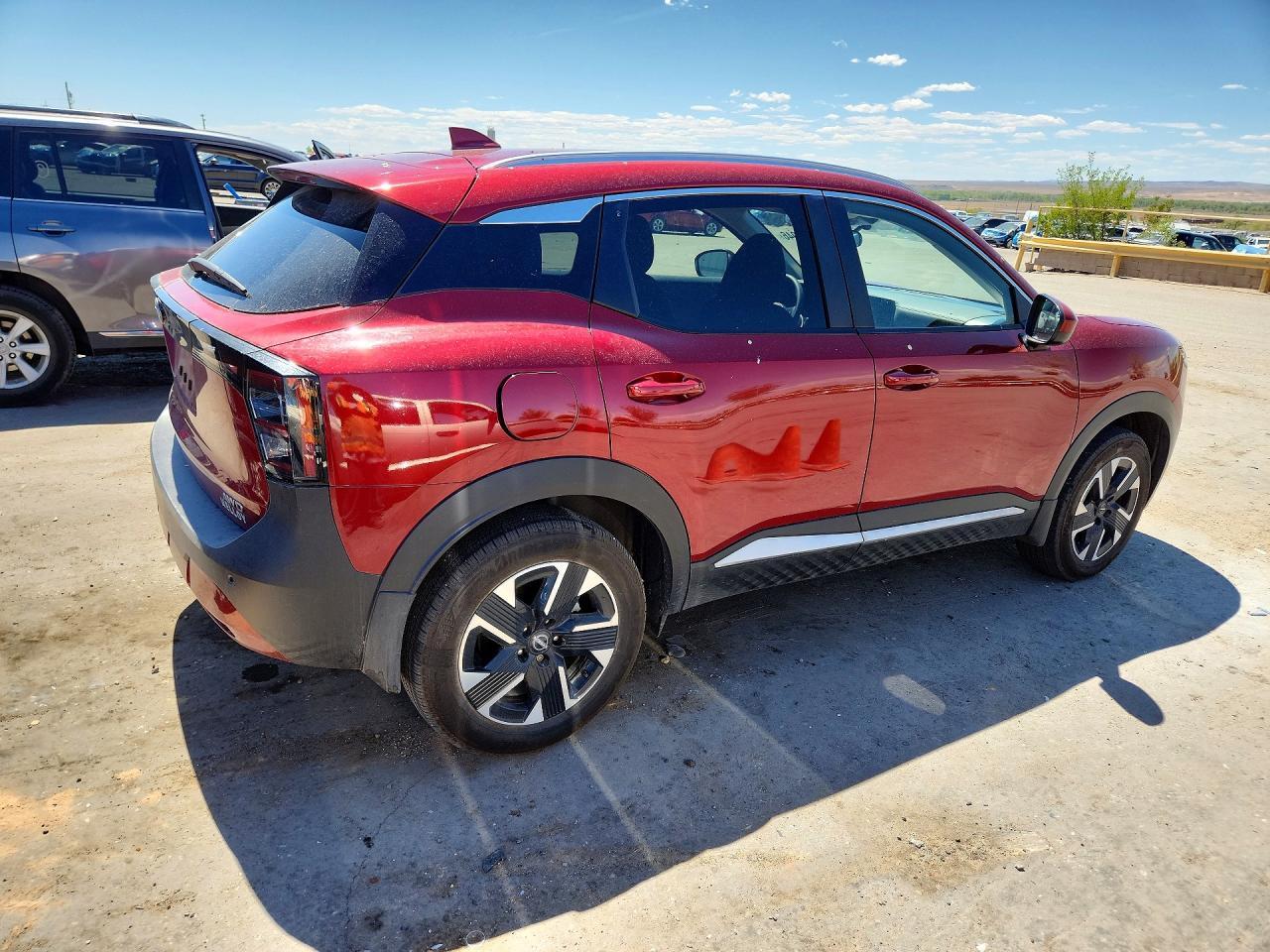 2025 NISSAN KICKS