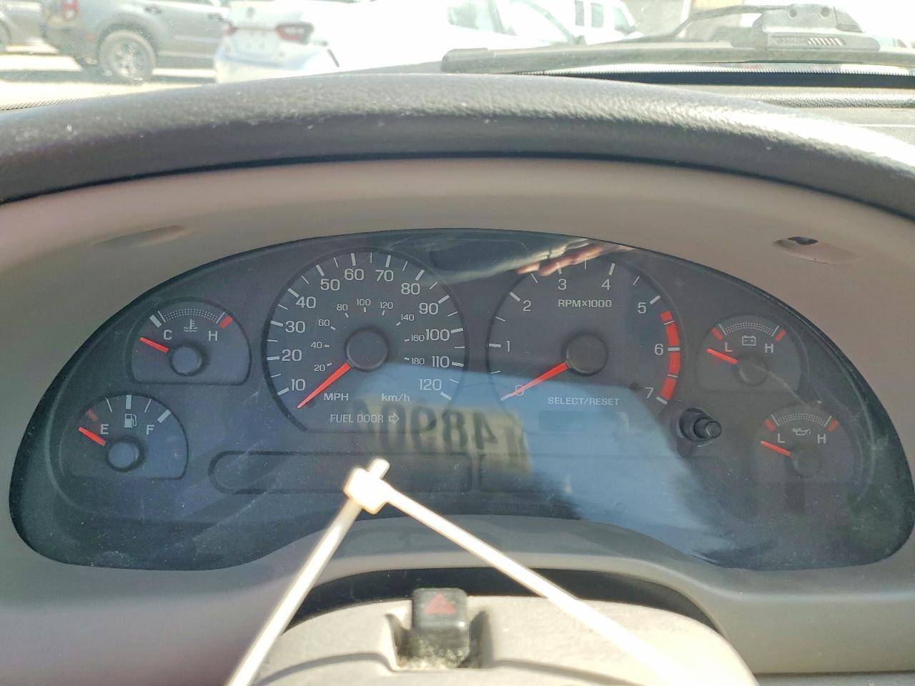 2004 FORD MUSTANG