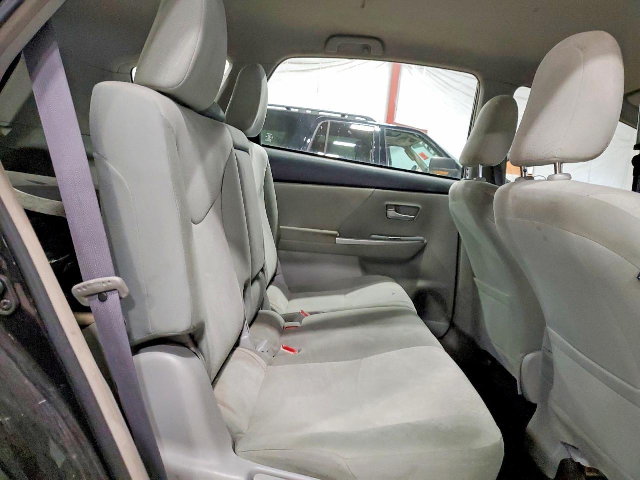 2014 TOYOTA PRIUS V