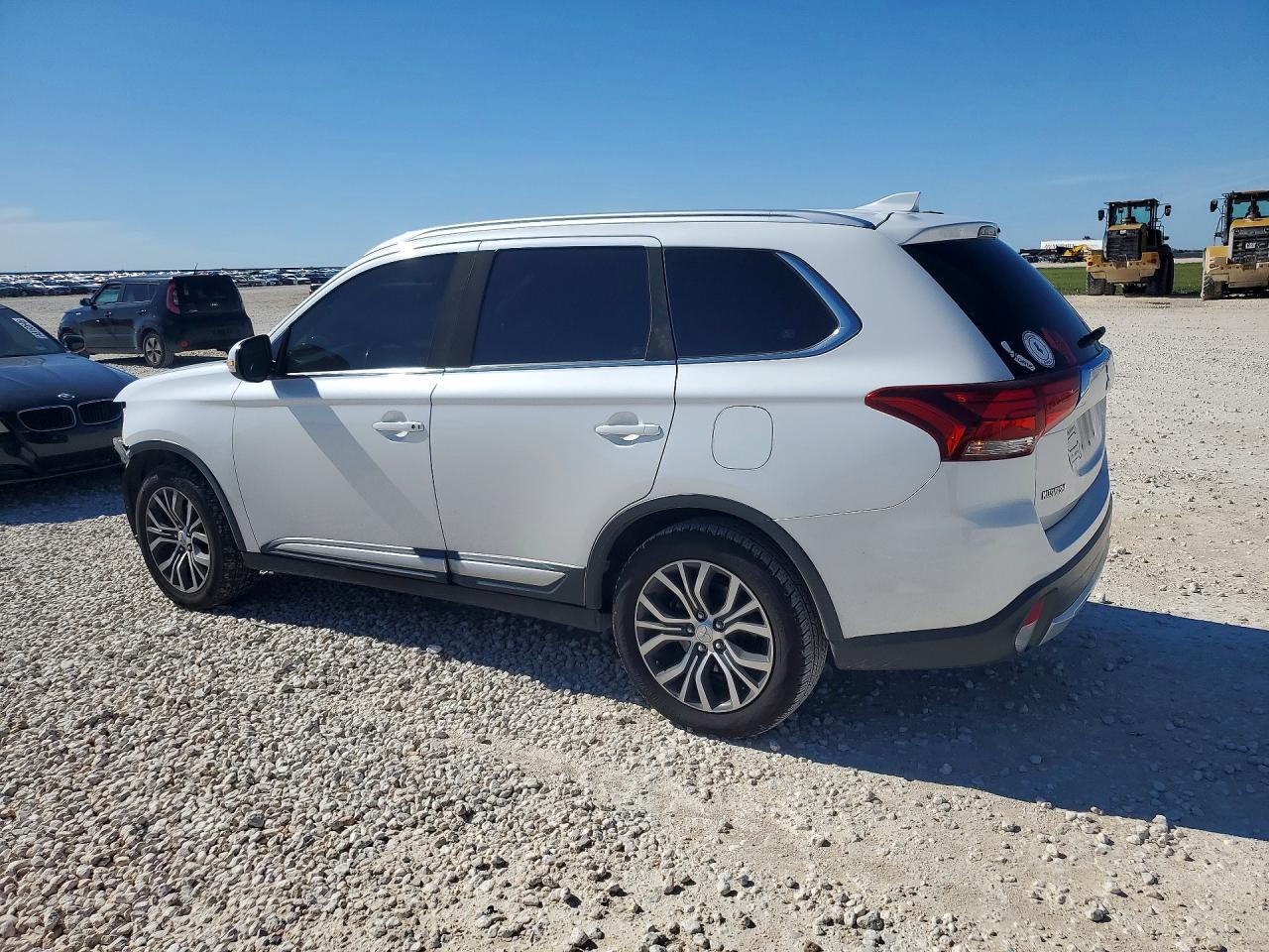 2017 MITSUBISHI outlander