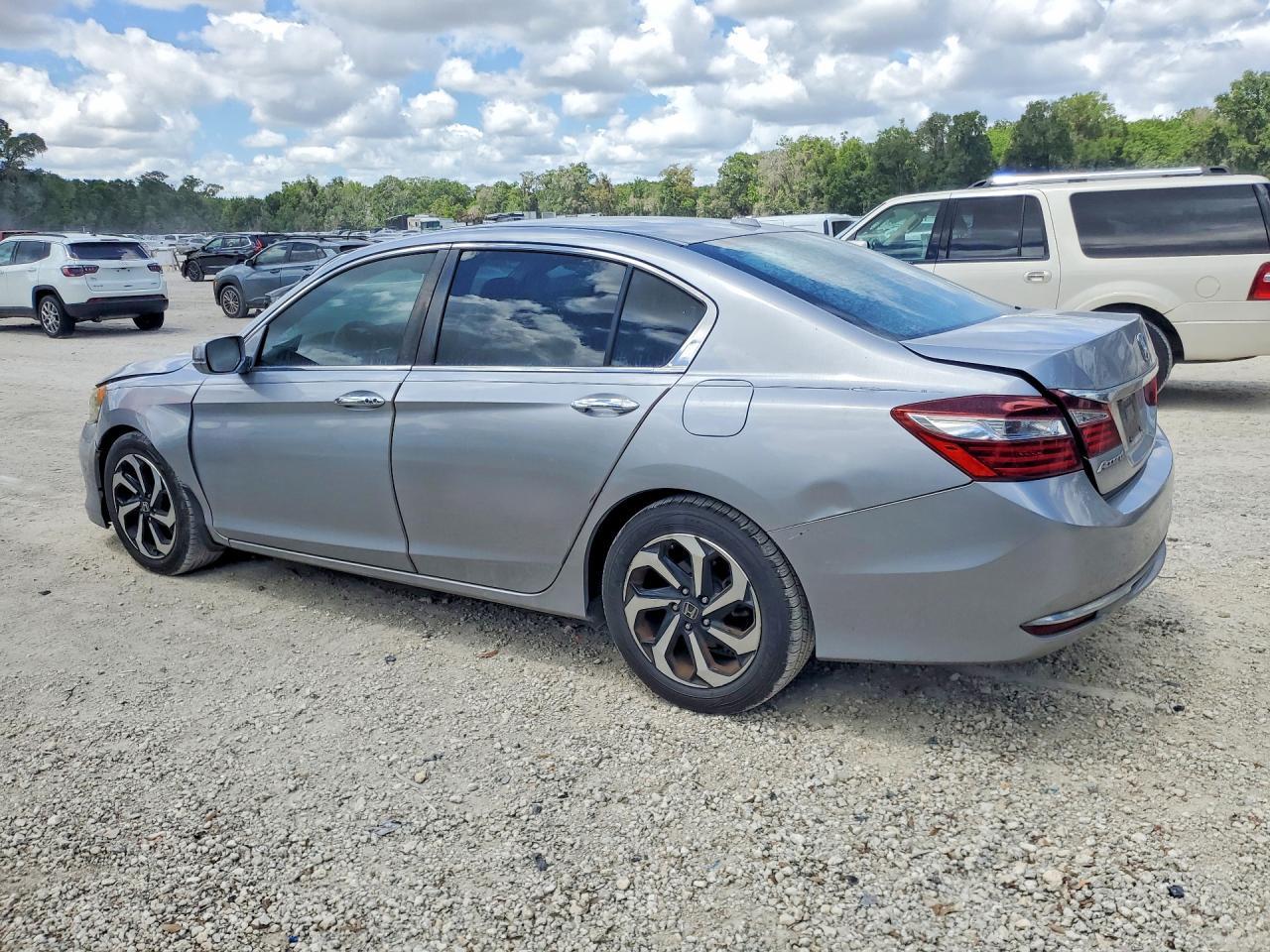2016 HONDA ACCORD