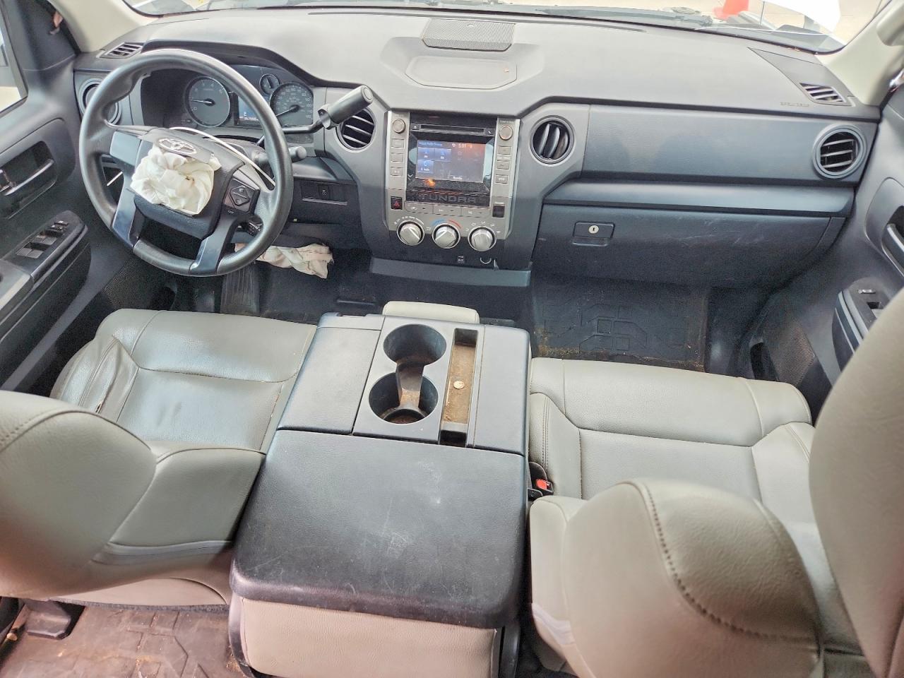 2016 TOYOTA TUNDRA