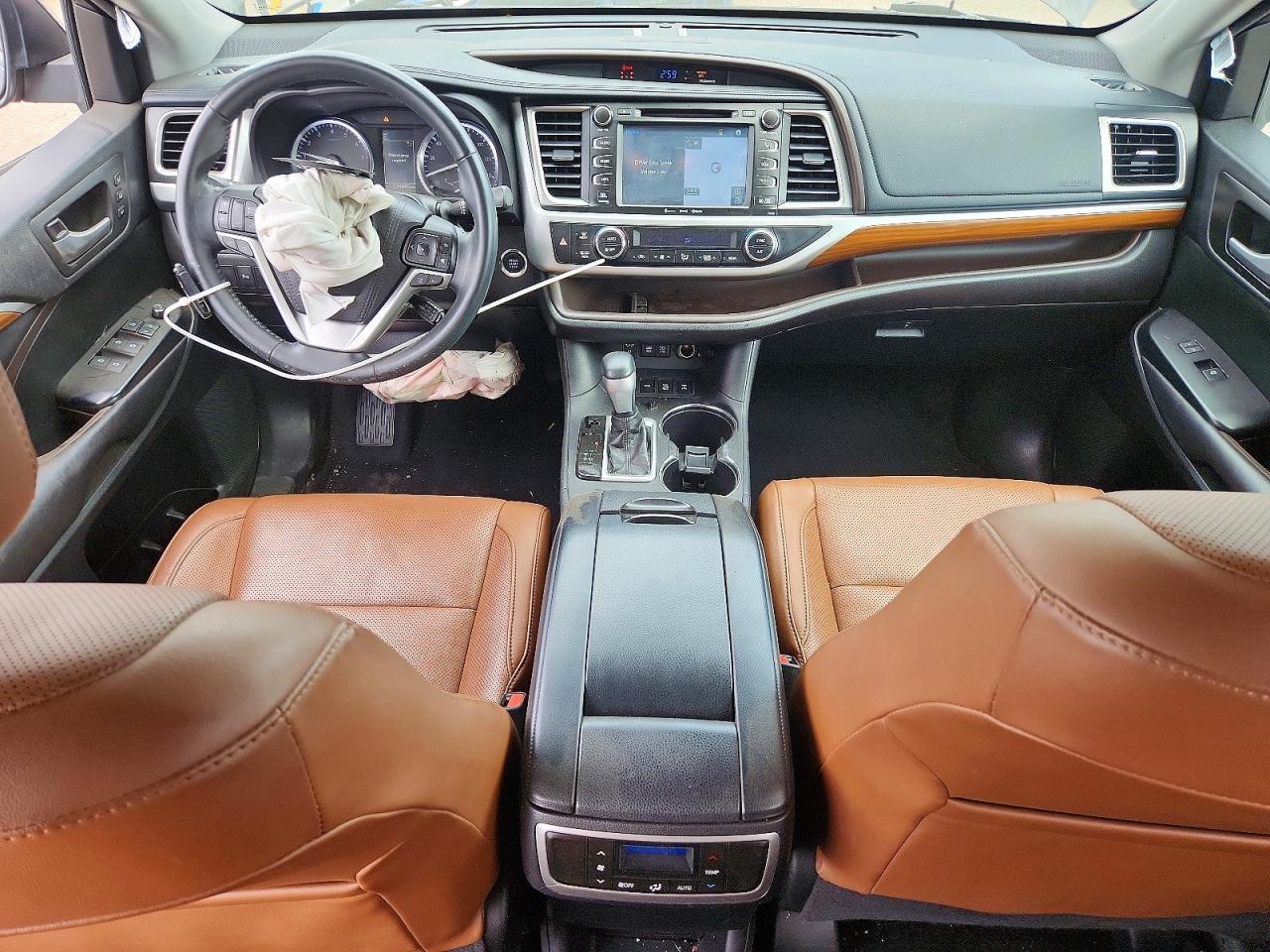 2017 TOYOTA HIGHLANDER