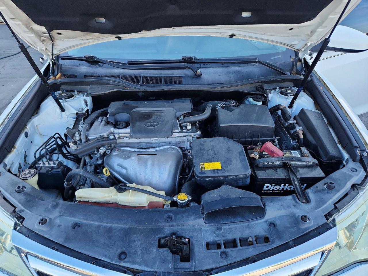 2014 TOYOTA CAMRY