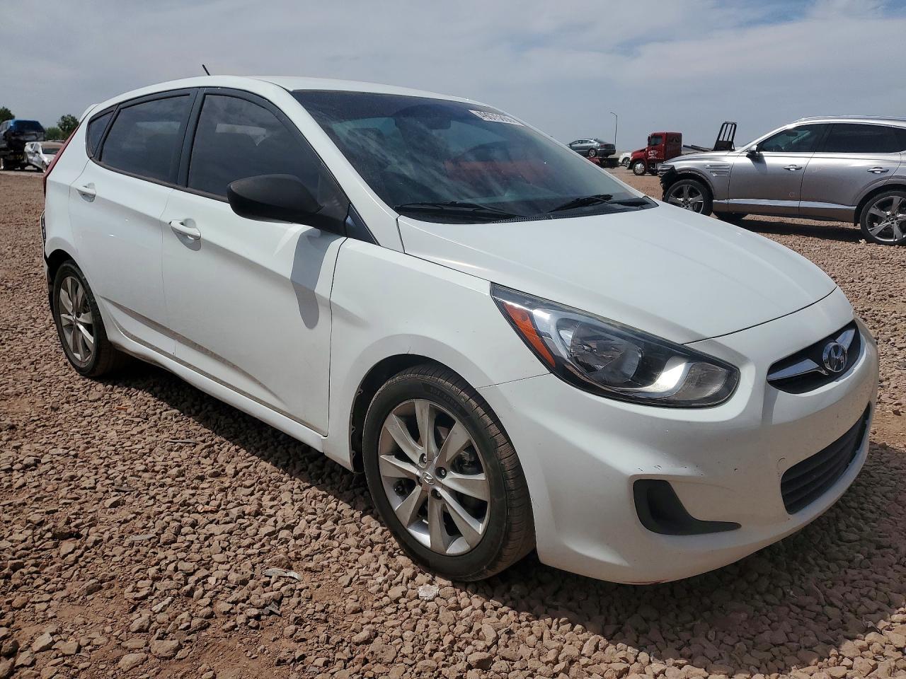 2013 HYUNDAI ACCENT