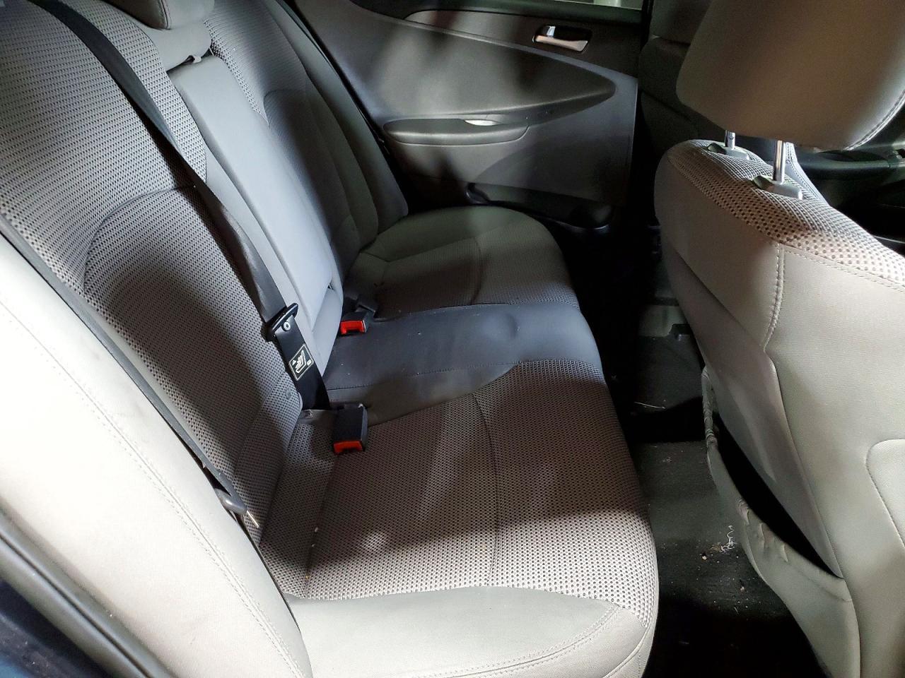 2012 HYUNDAI SONATA