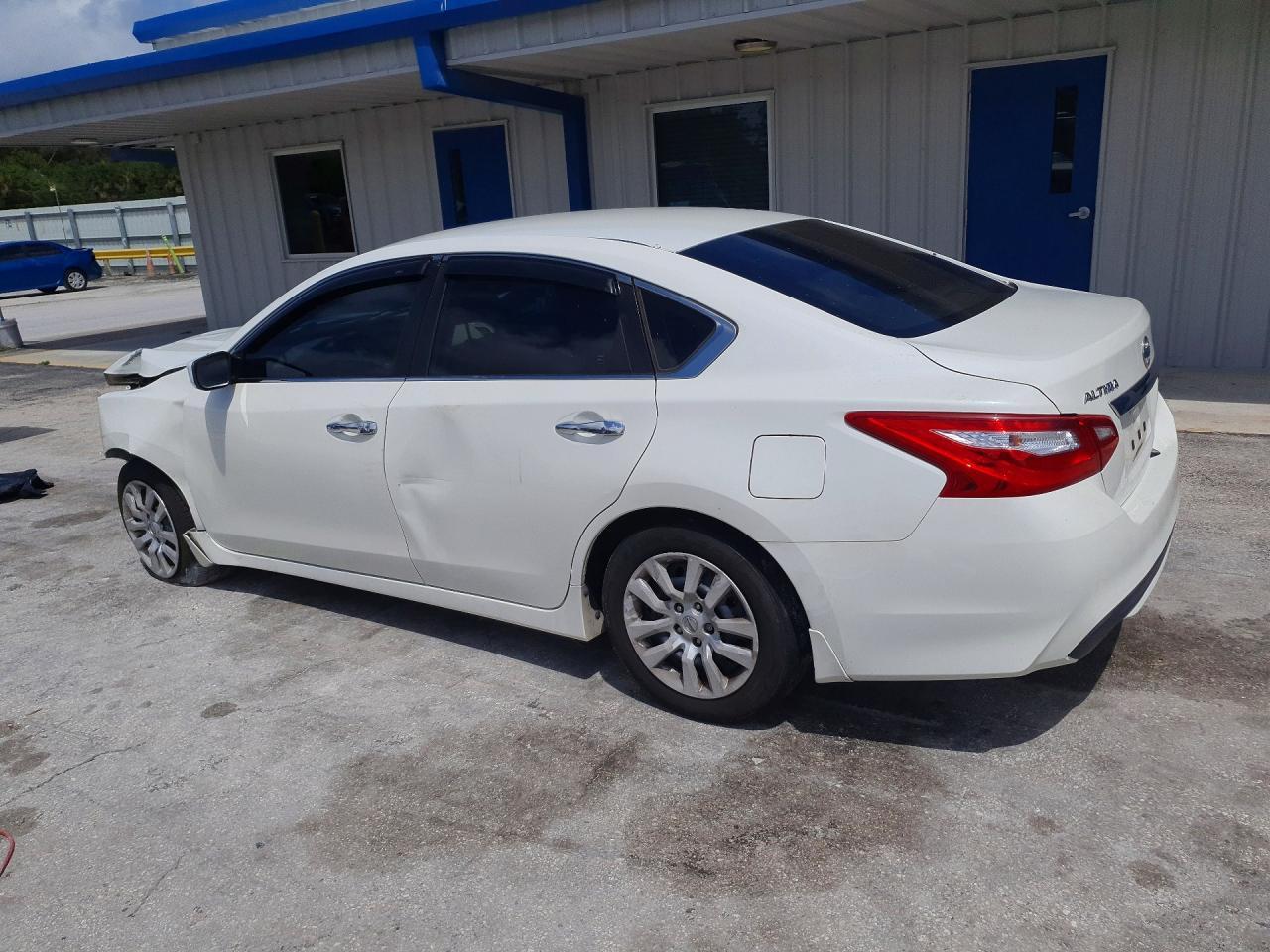 2017 NISSAN ALTIMA
