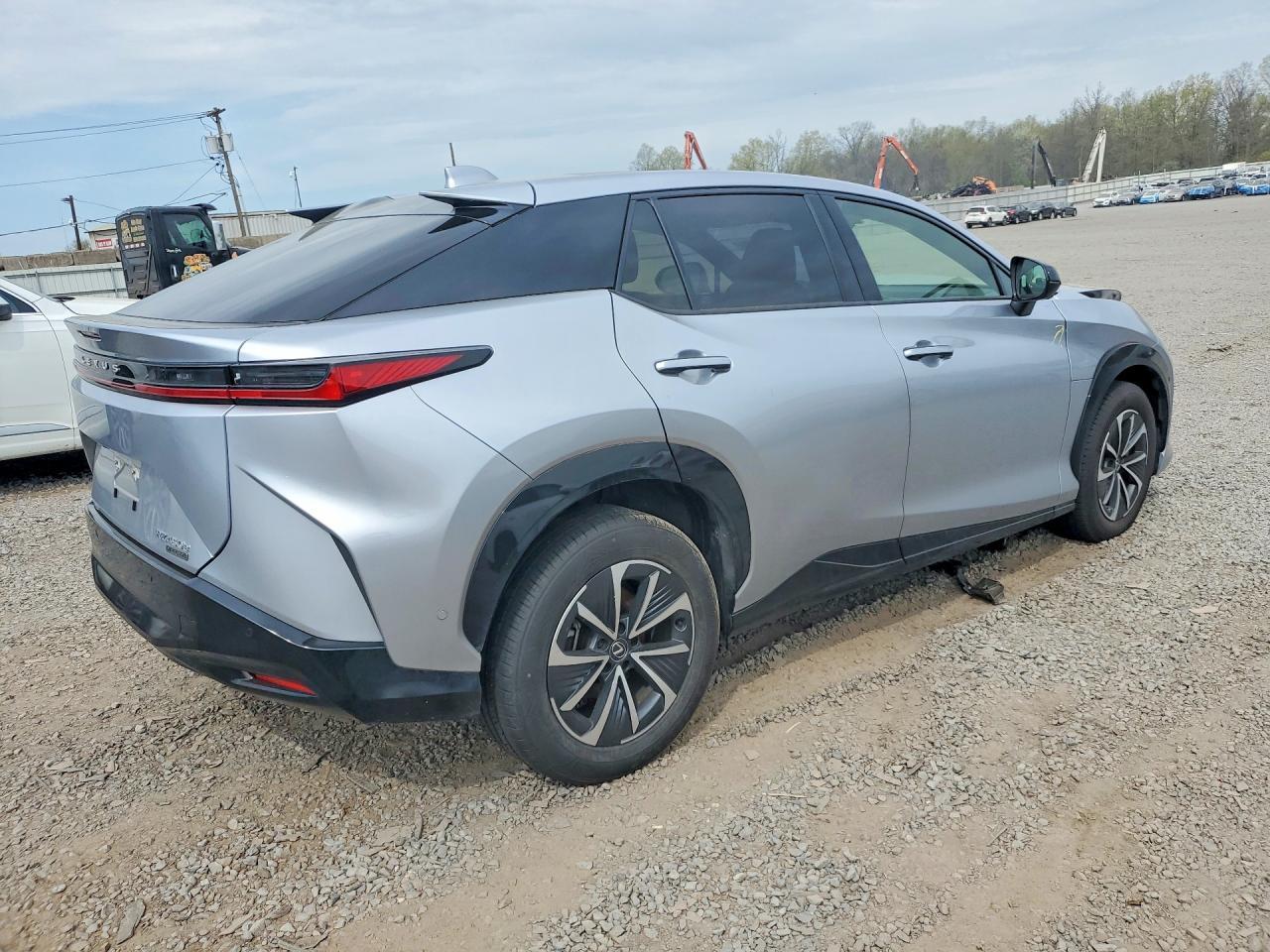 2025 LEXUS Rz 450e