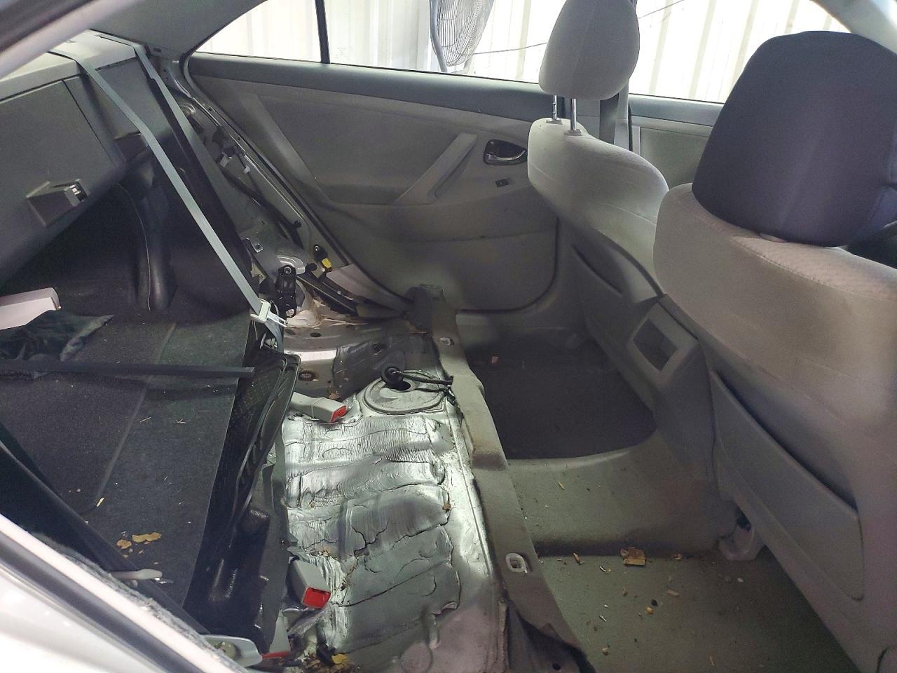 2010 TOYOTA CAMRY