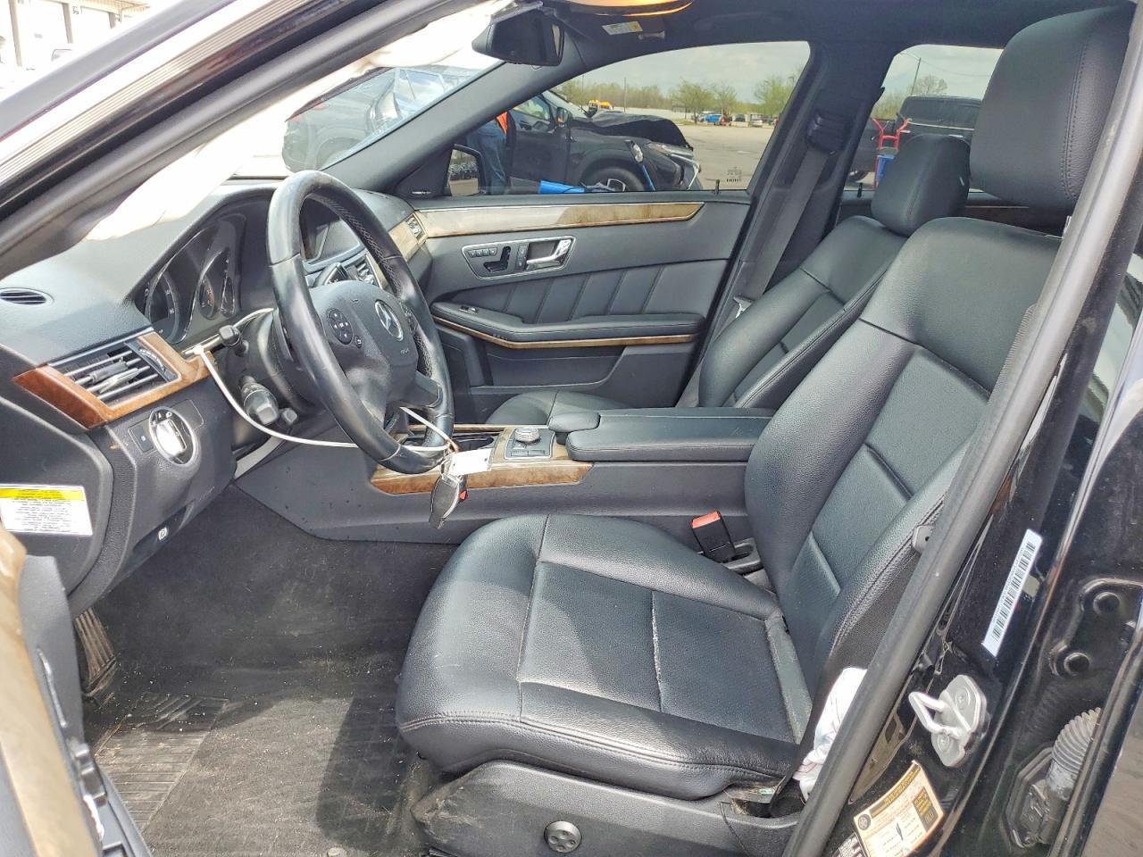 2011 MERCEDES-BENZ E-Class