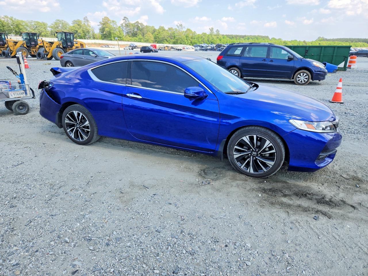 2017 HONDA ACCORD