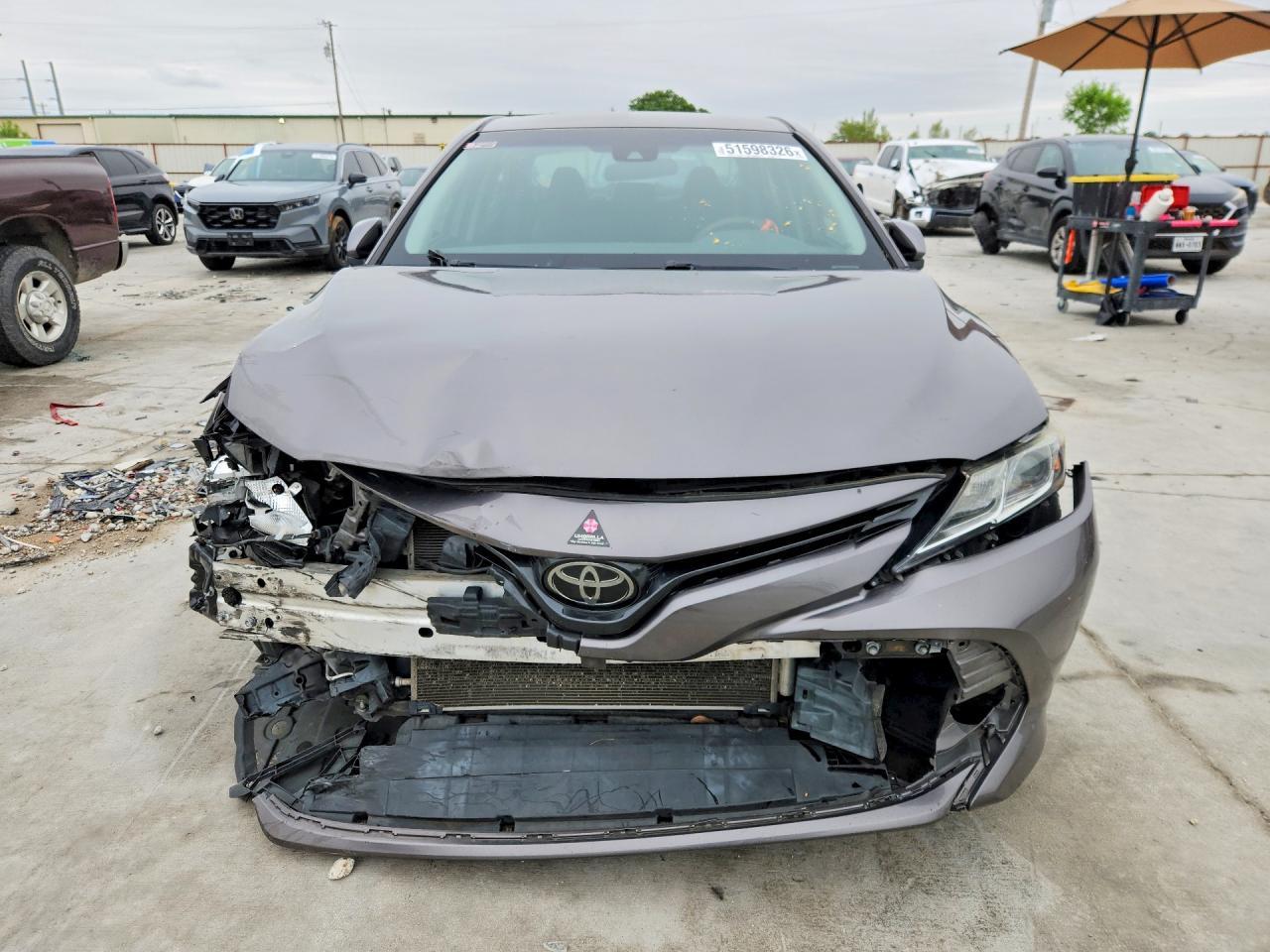 2018 TOYOTA CAMRY