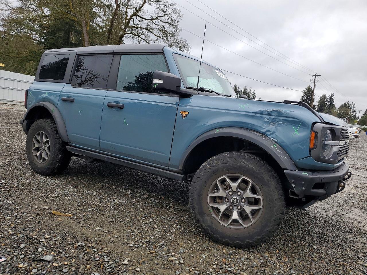 2022 FORD Bronco