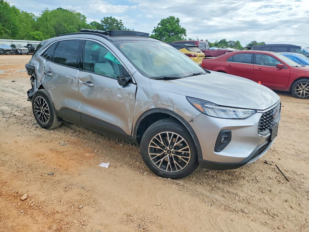 2024 FORD ESCAPE