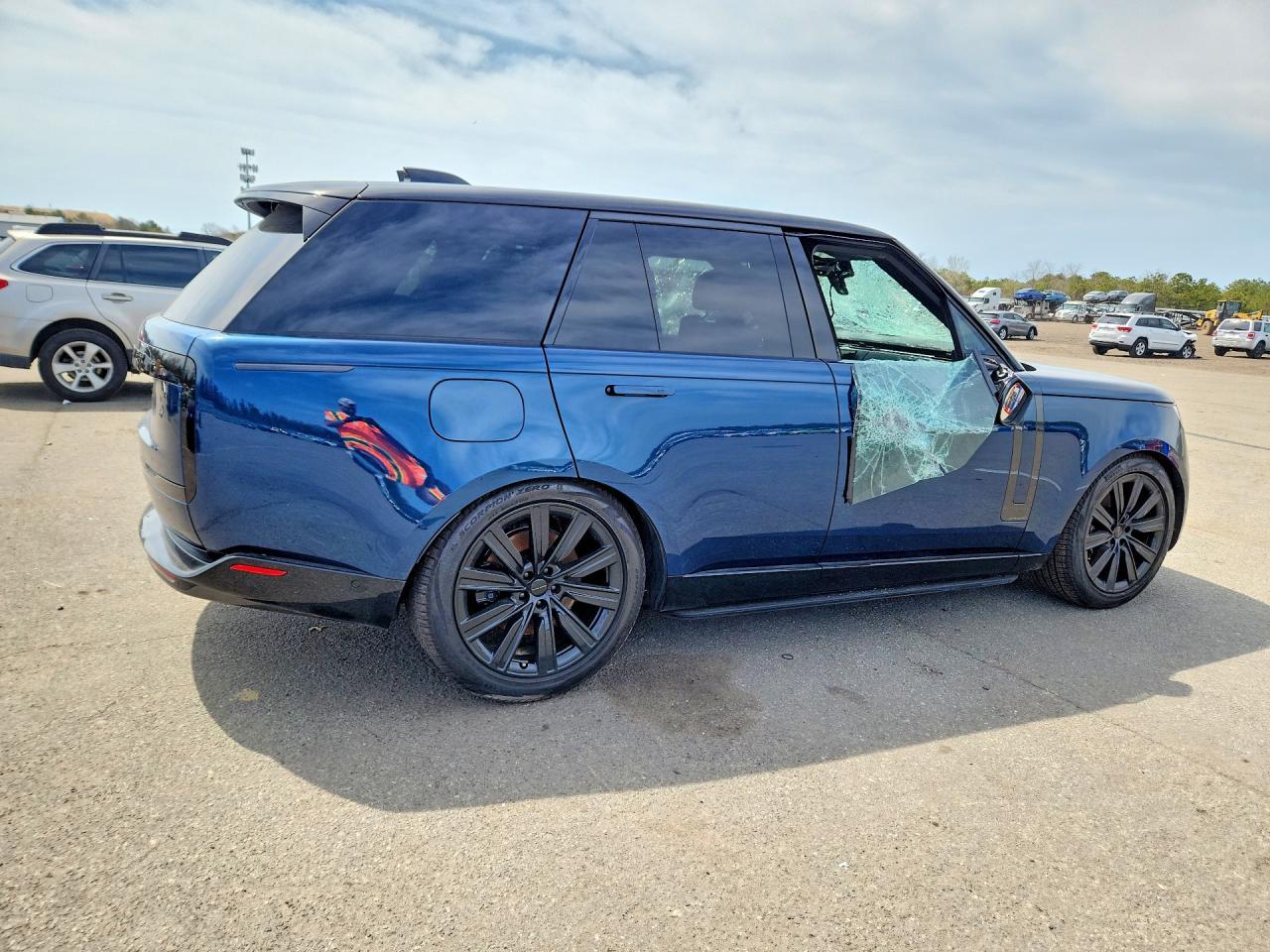2026 LAND ROVER RANGE ROVER