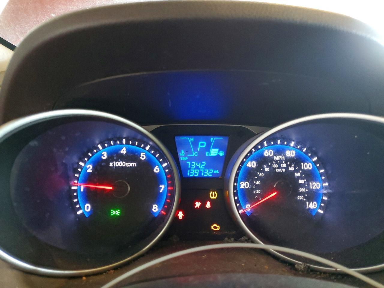 2015 HYUNDAI TUCSON