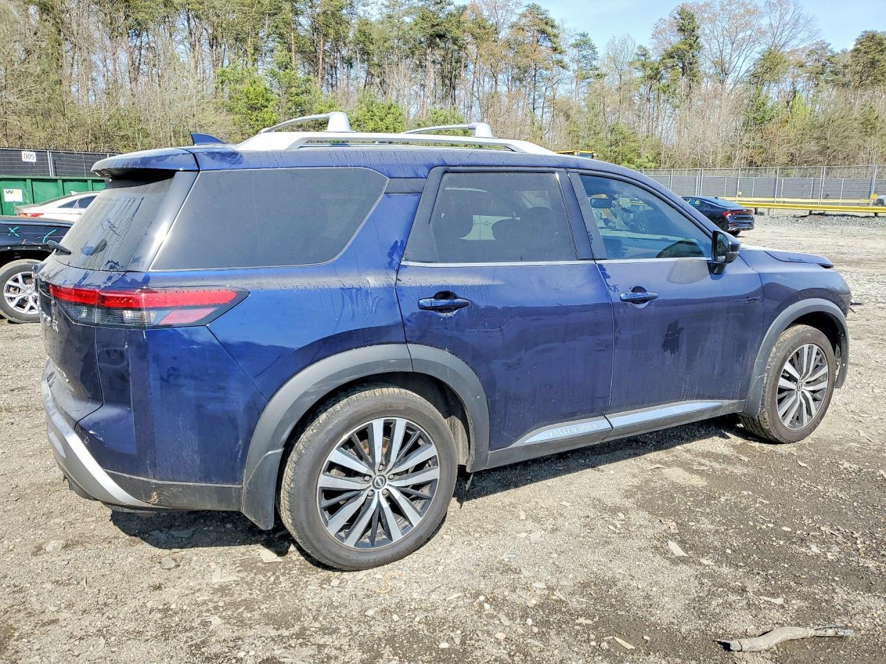 2023 NISSAN PATHFINDER