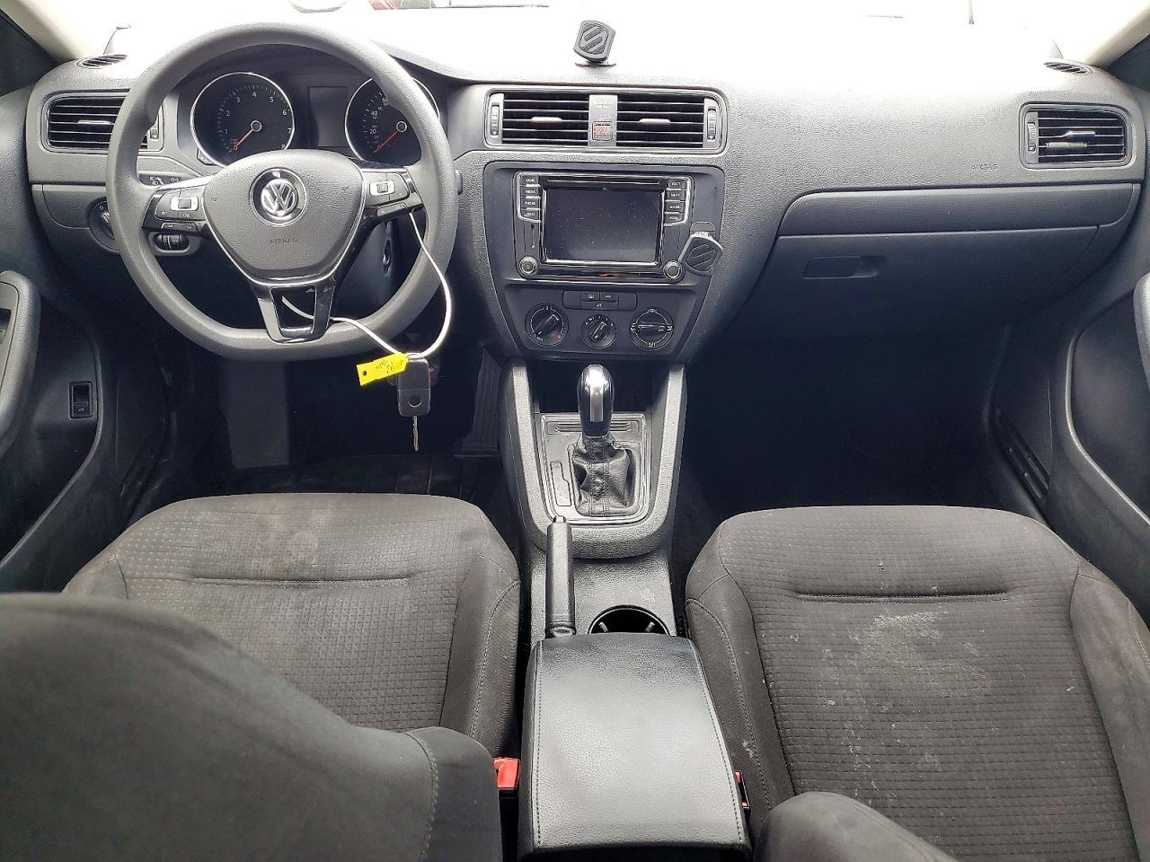 2016 VOLKSWAGEN JETTA
