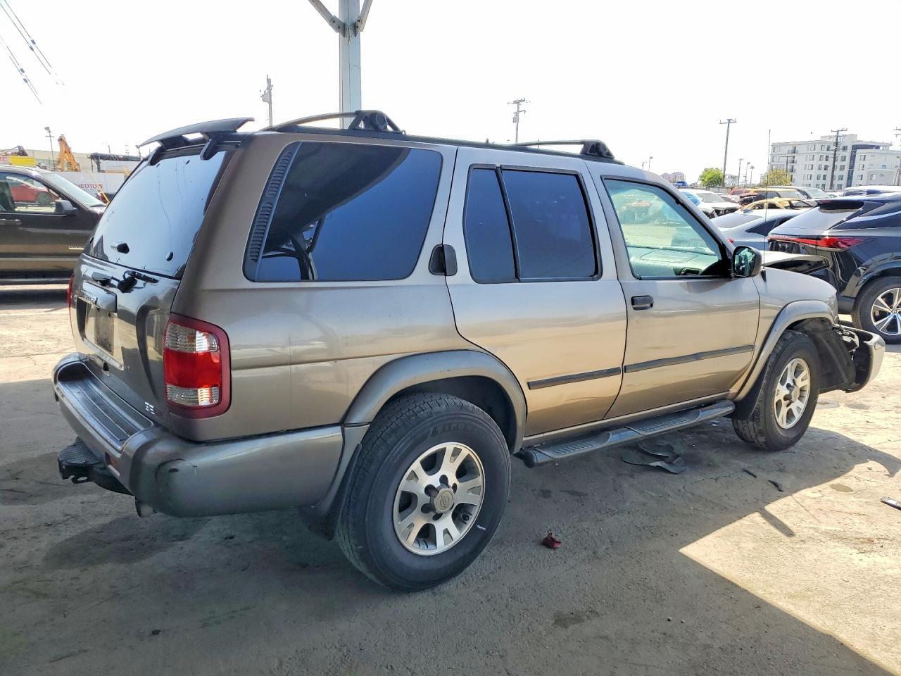 2001 NISSAN PATHFINDER