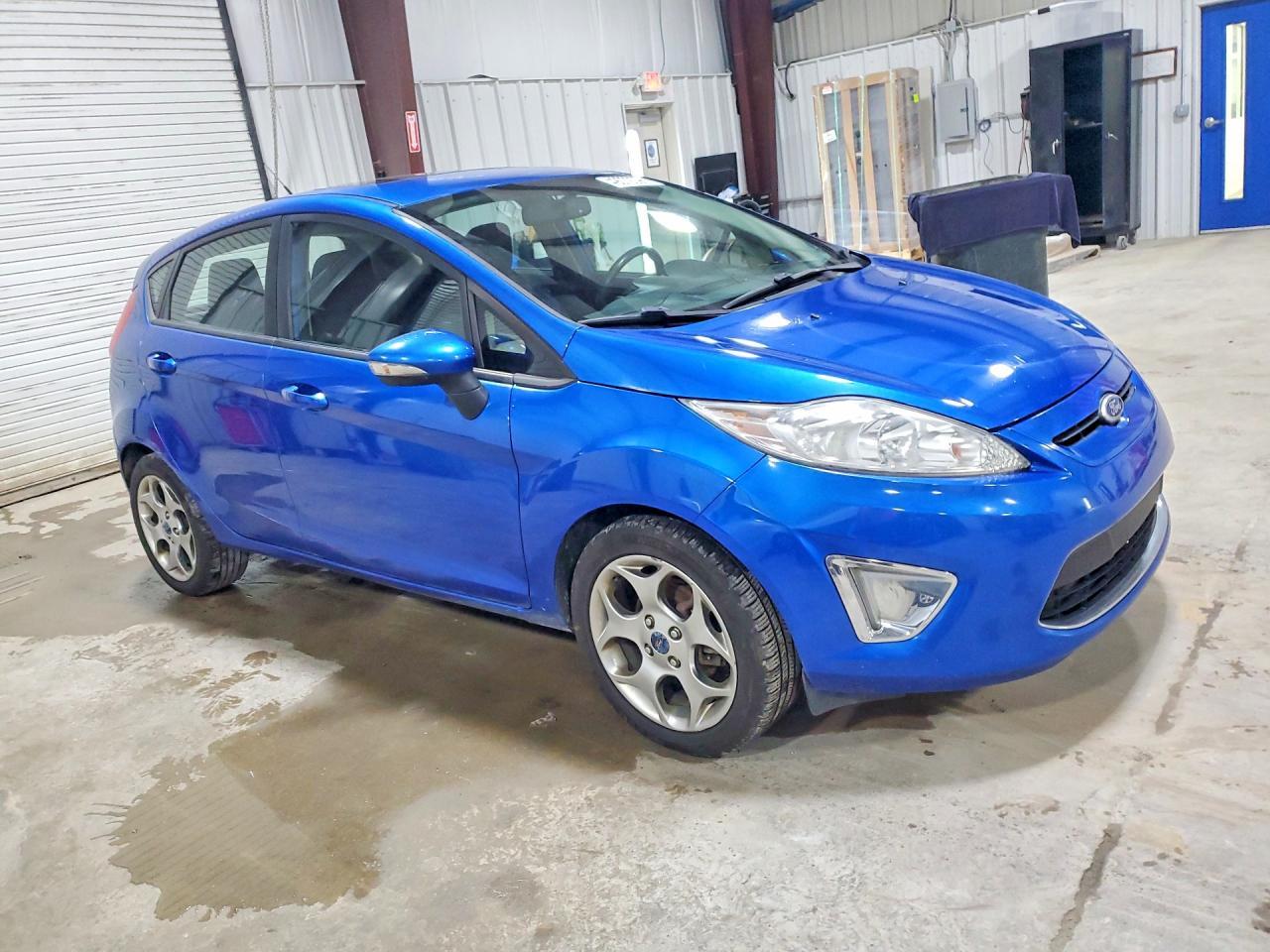 2011 FORD Fiesta