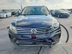 2017 VOLKSWAGEN Touareg