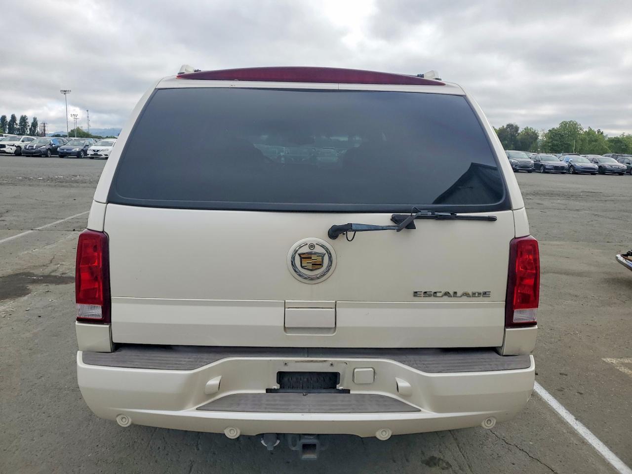 2002 CADILLAC ESCALADE