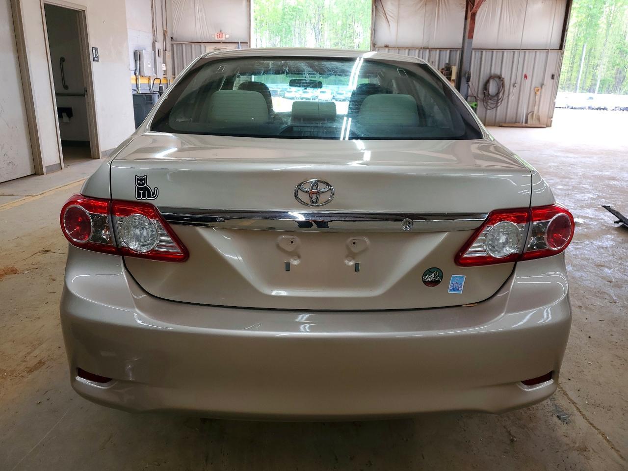 2012 TOYOTA COROLLA