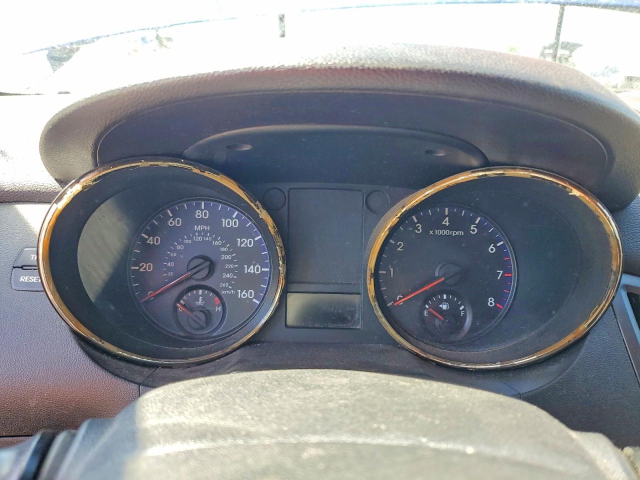 2011 HYUNDAI GENESIS