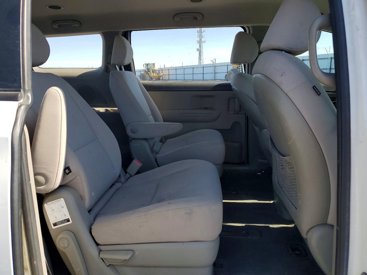 2017 KIA SEDONA