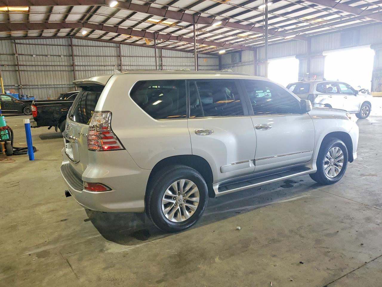 2015 LEXUS GX 460