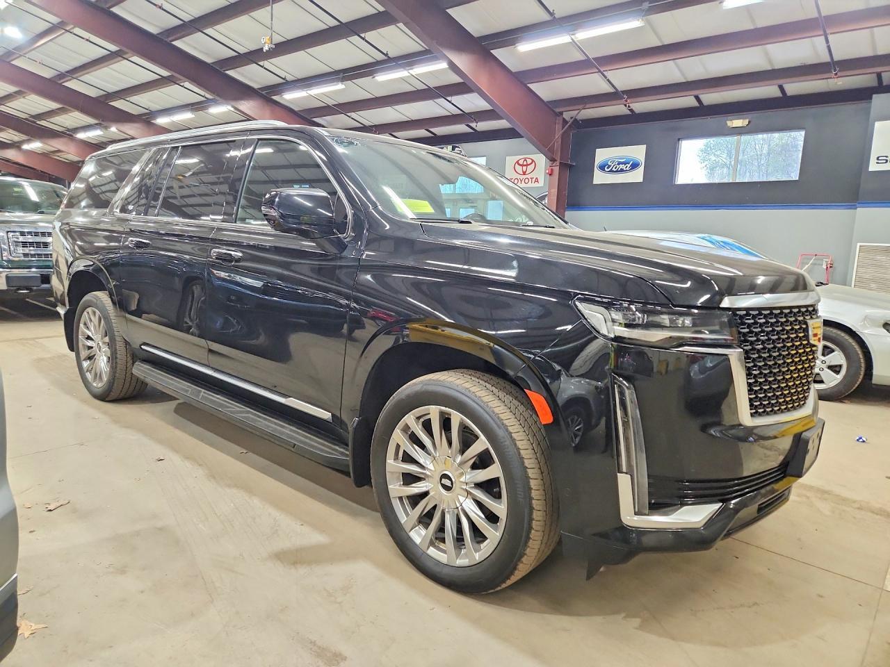 2022 CADILLAC Escalade ESV