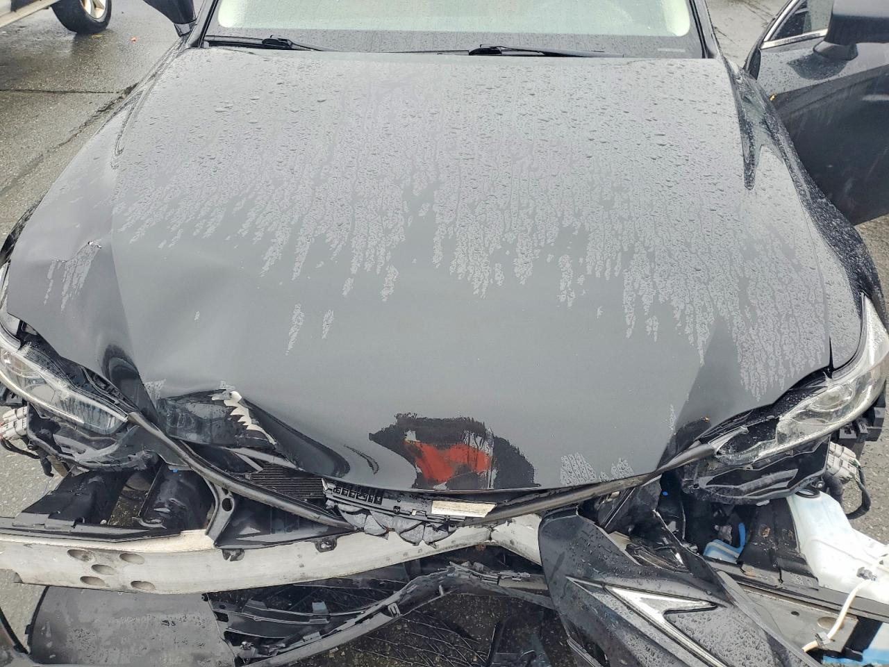 2018 LEXUS IS 300