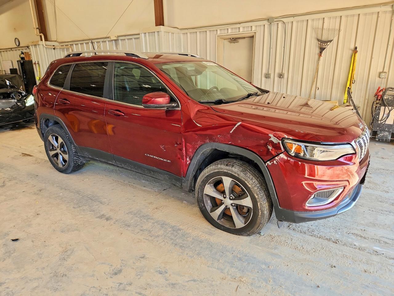 2019 JEEP CHEROKEE