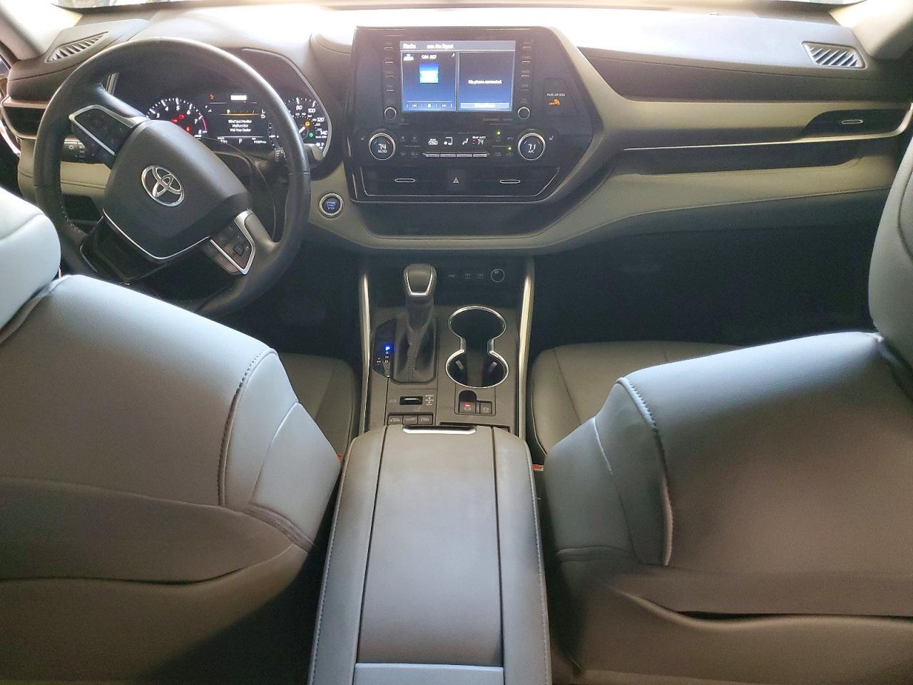 2020 TOYOTA HIGHLANDER