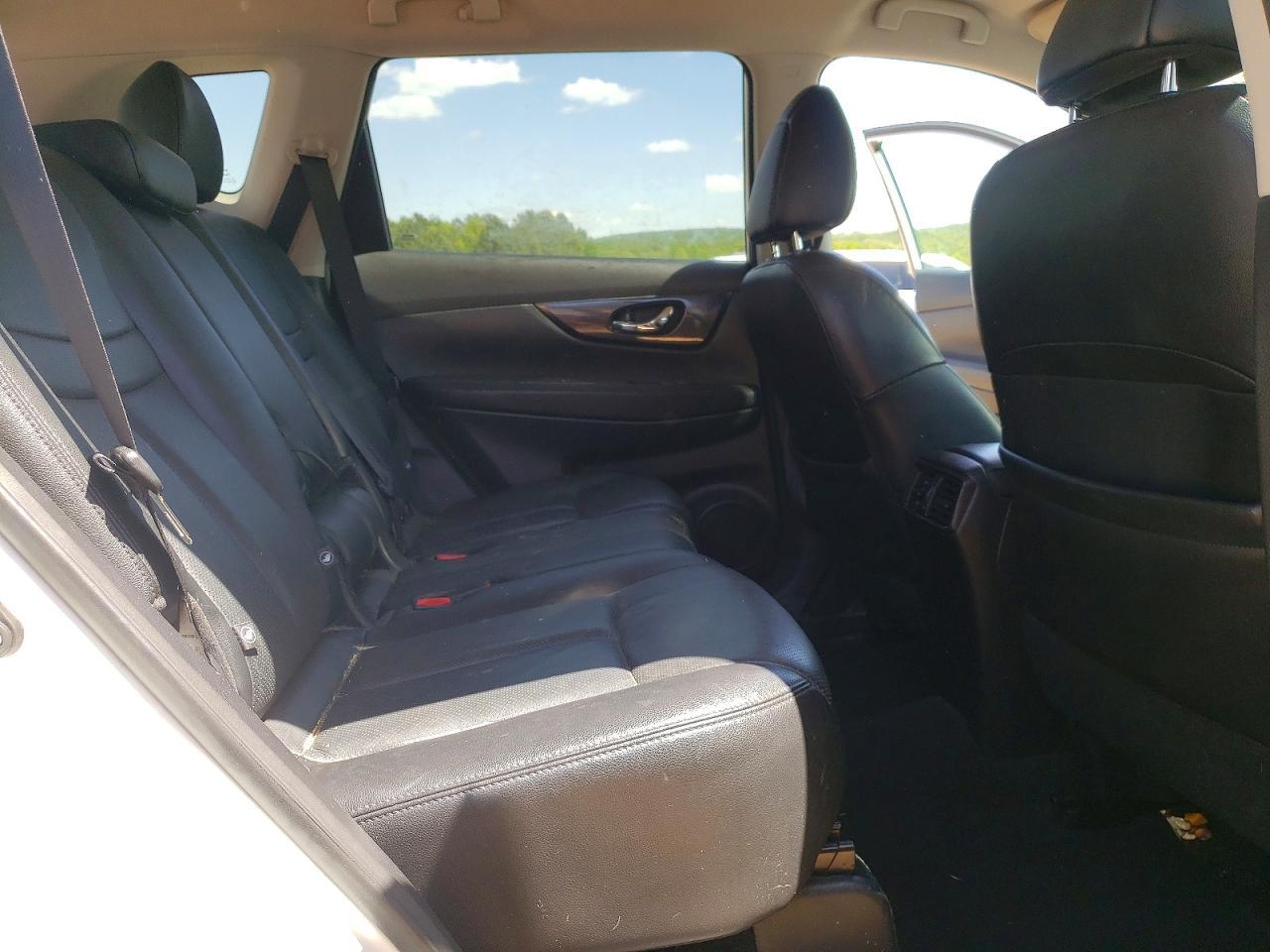 2015 NISSAN ROGUE