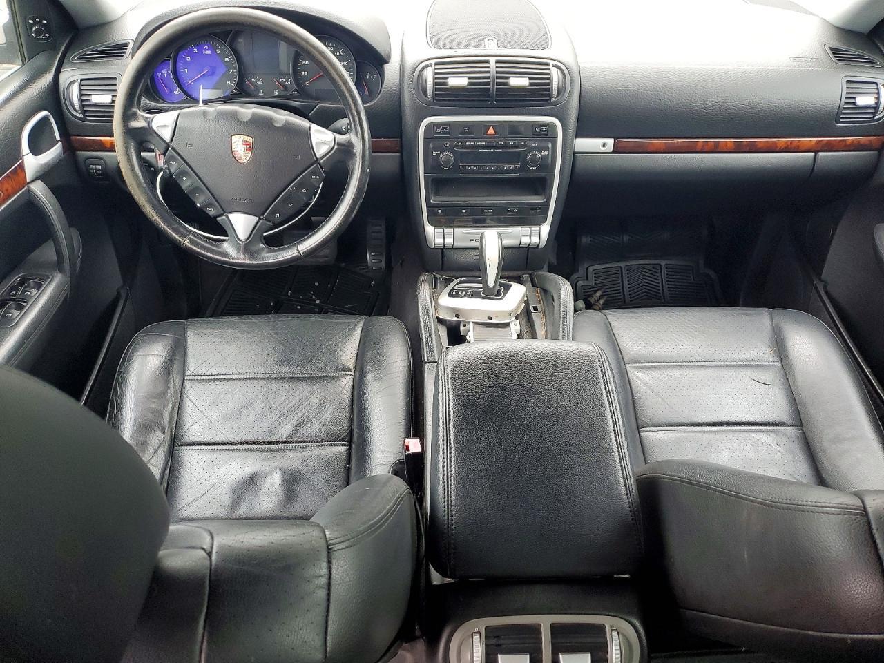 2004 PORSCHE CAYENNE
