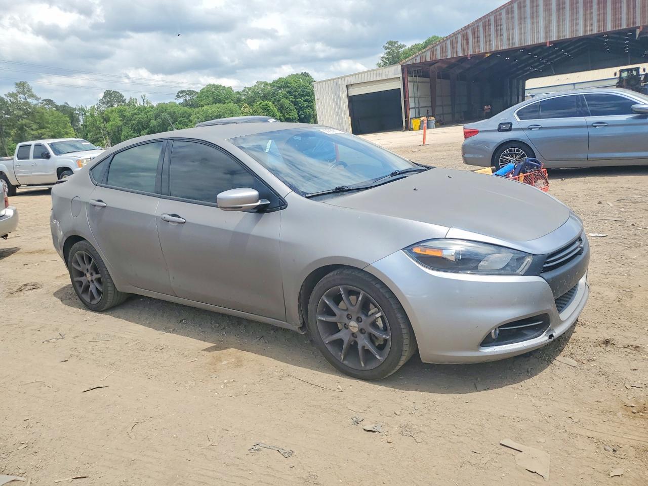2016 DODGE Dart