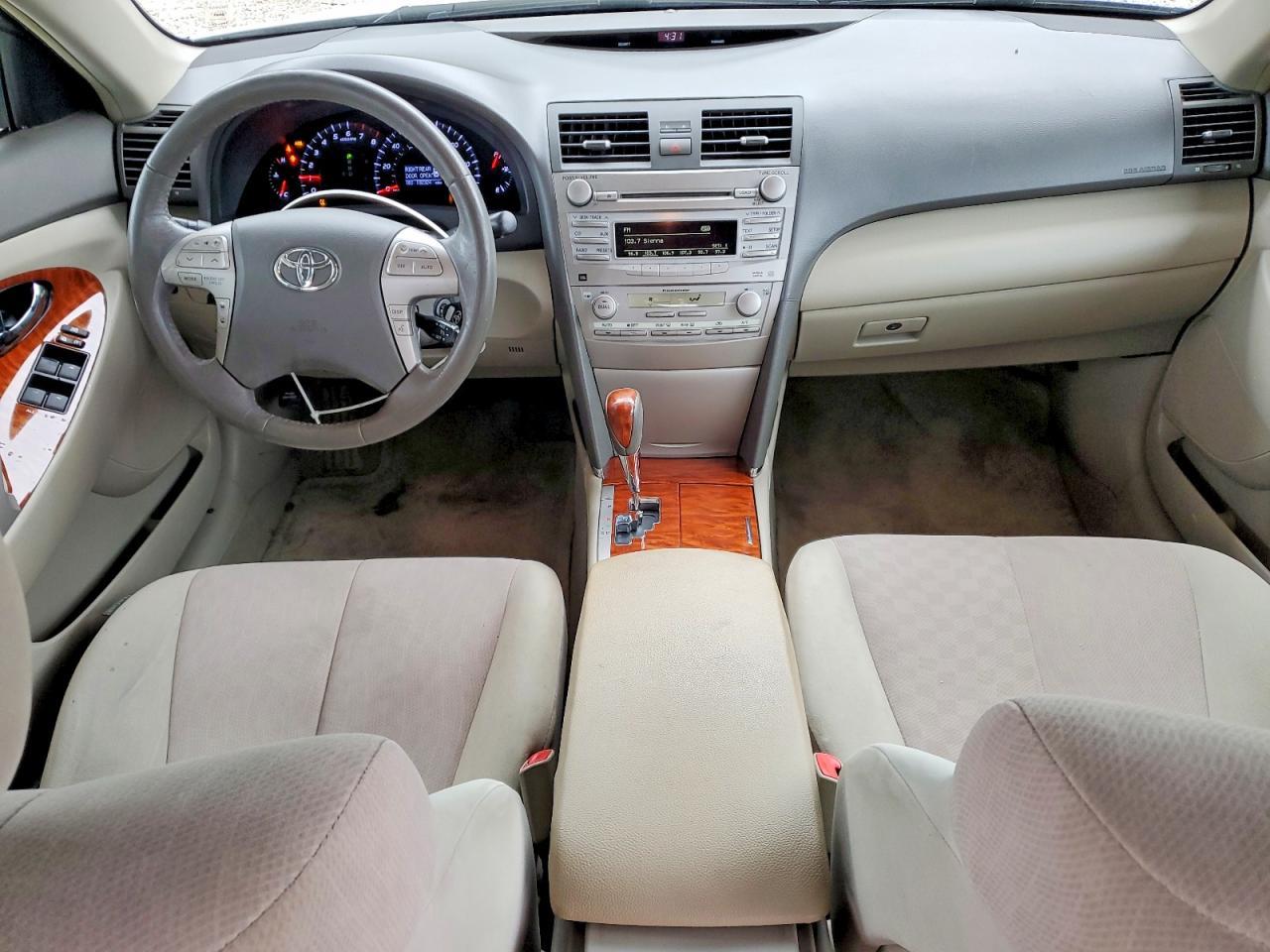 2010 TOYOTA CAMRY