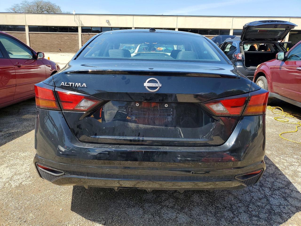 2025 NISSAN ALTIMA