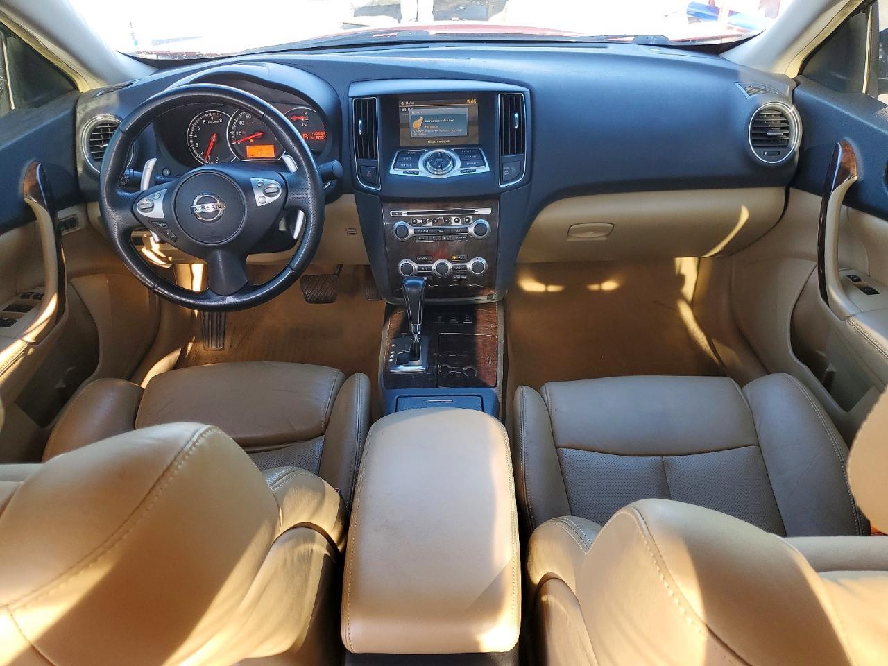 2011 NISSAN Maxima