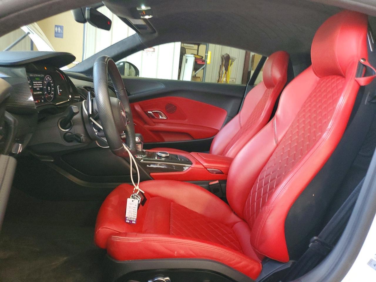 2018 AUDI R8