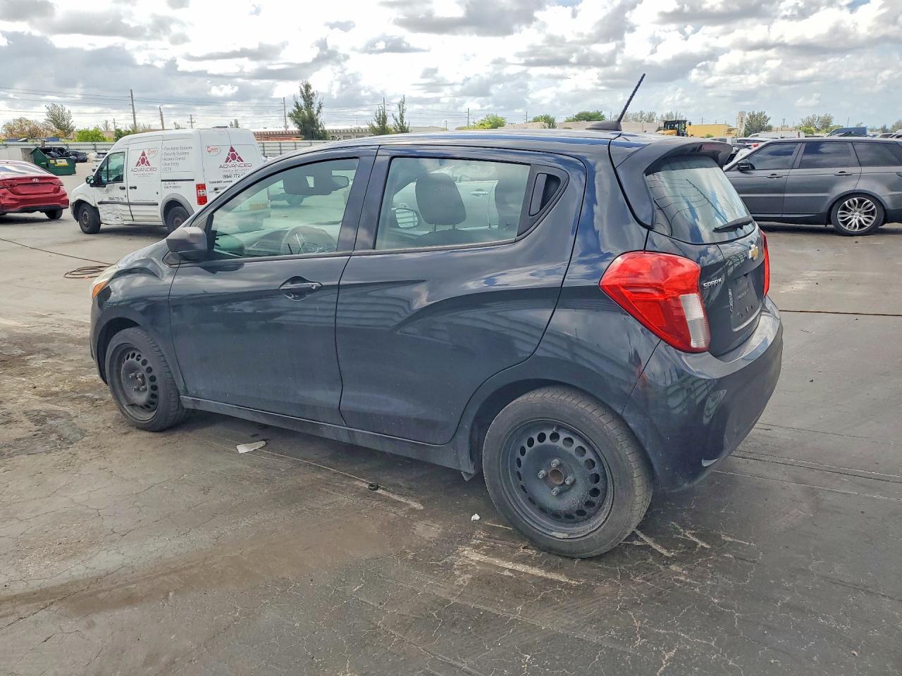 2016 CHEVROLET Spark
