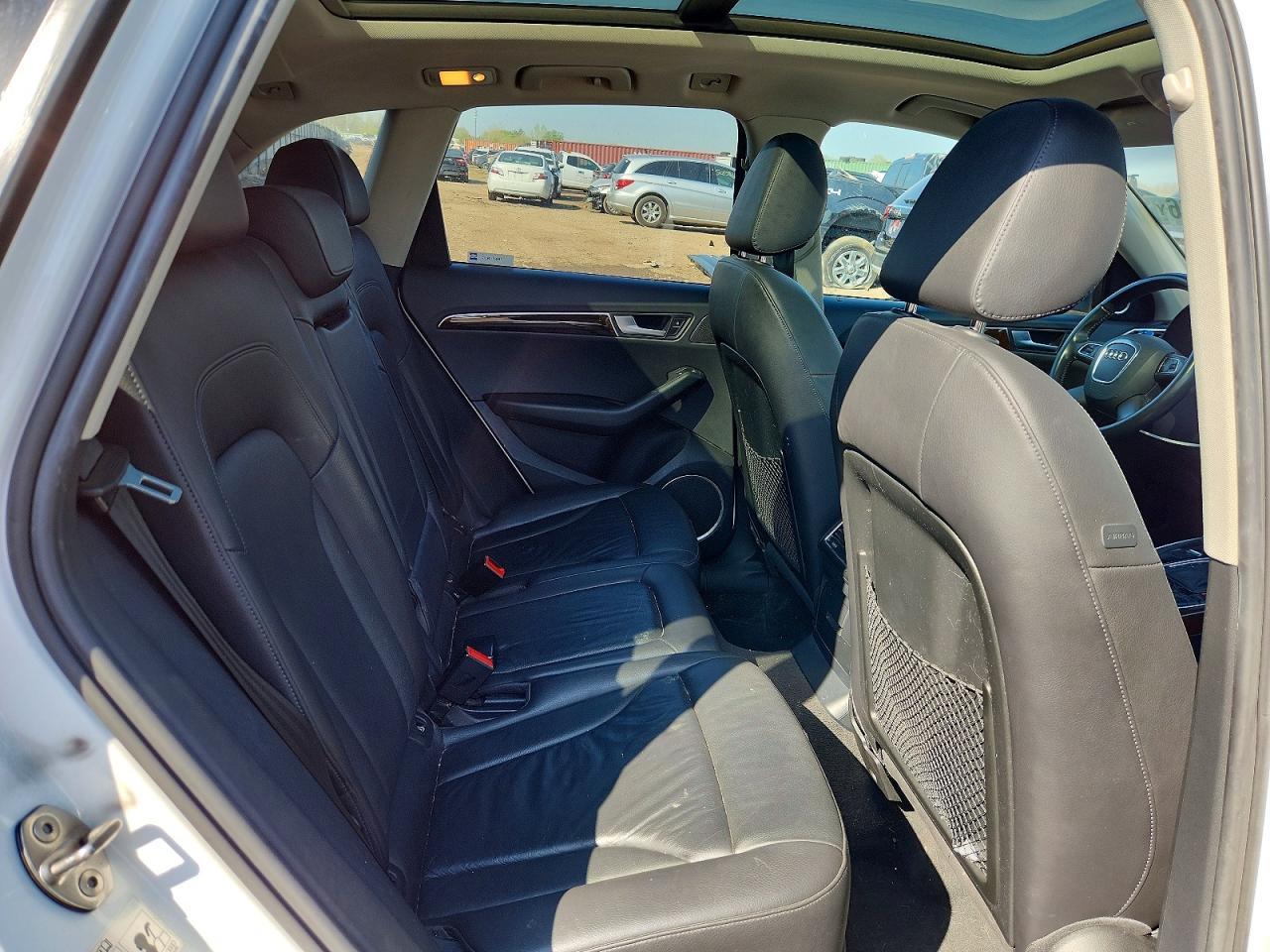 2011 AUDI Q5