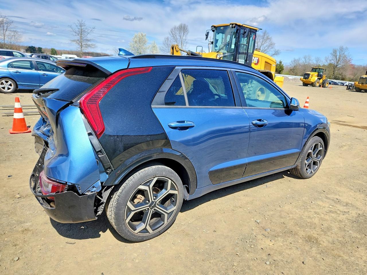 2023 KIA Niro