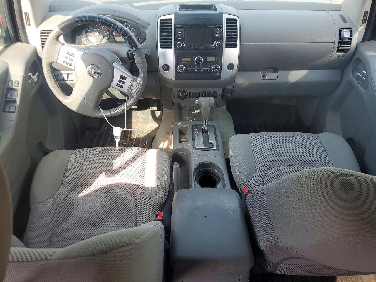 2015 NISSAN Frontier